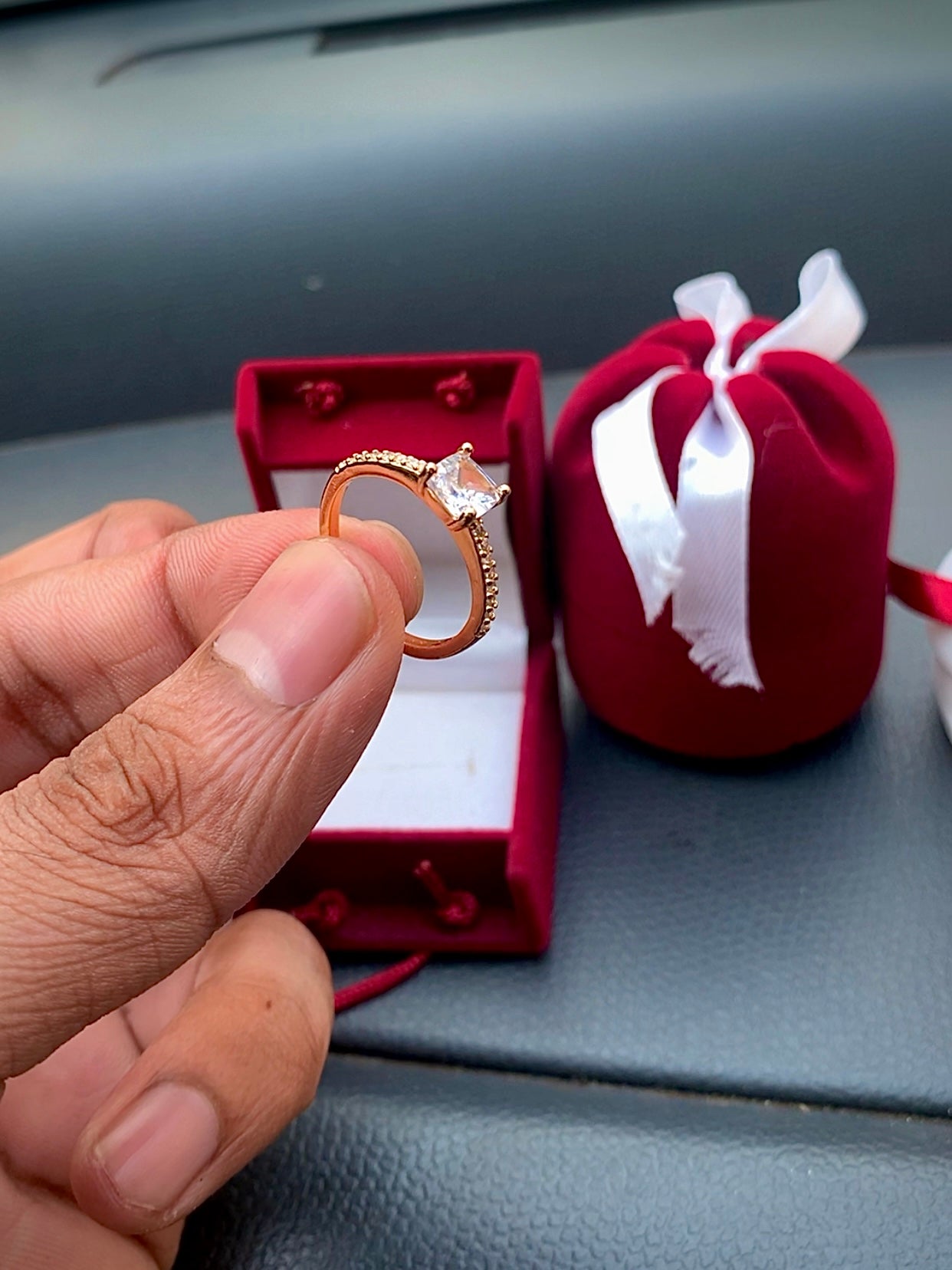 Adjustable Crystal Ring With Velvet Box