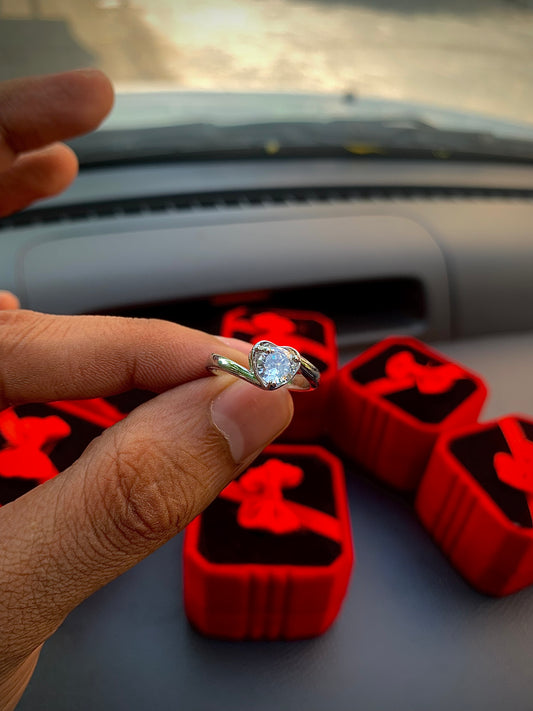 Adjustable Crystal Heart Ring With VelVet Box